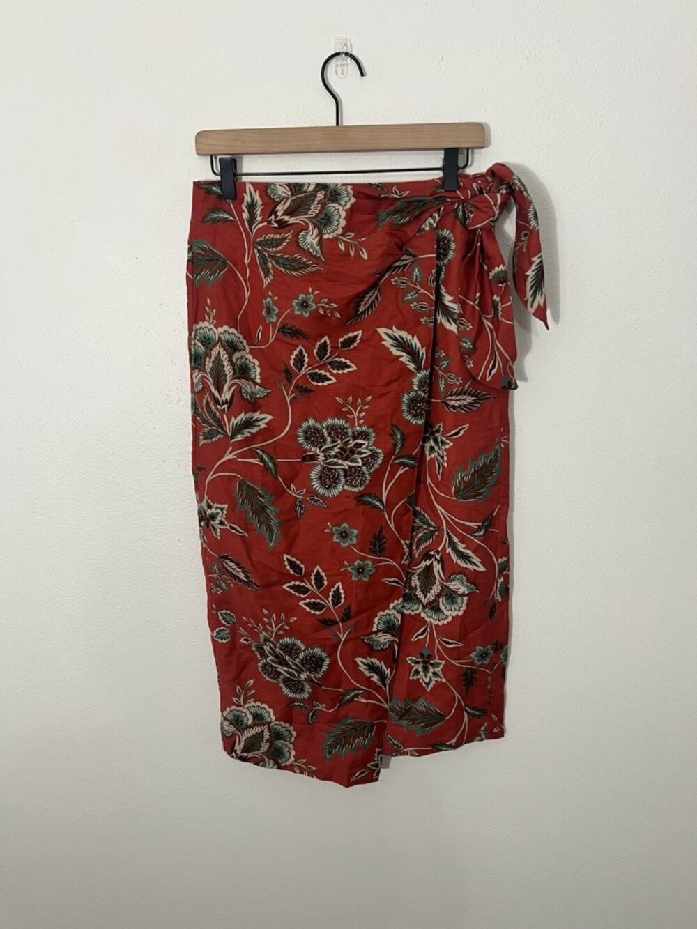 Maye Linen Blend Red Floral Midi Skirt Size Small